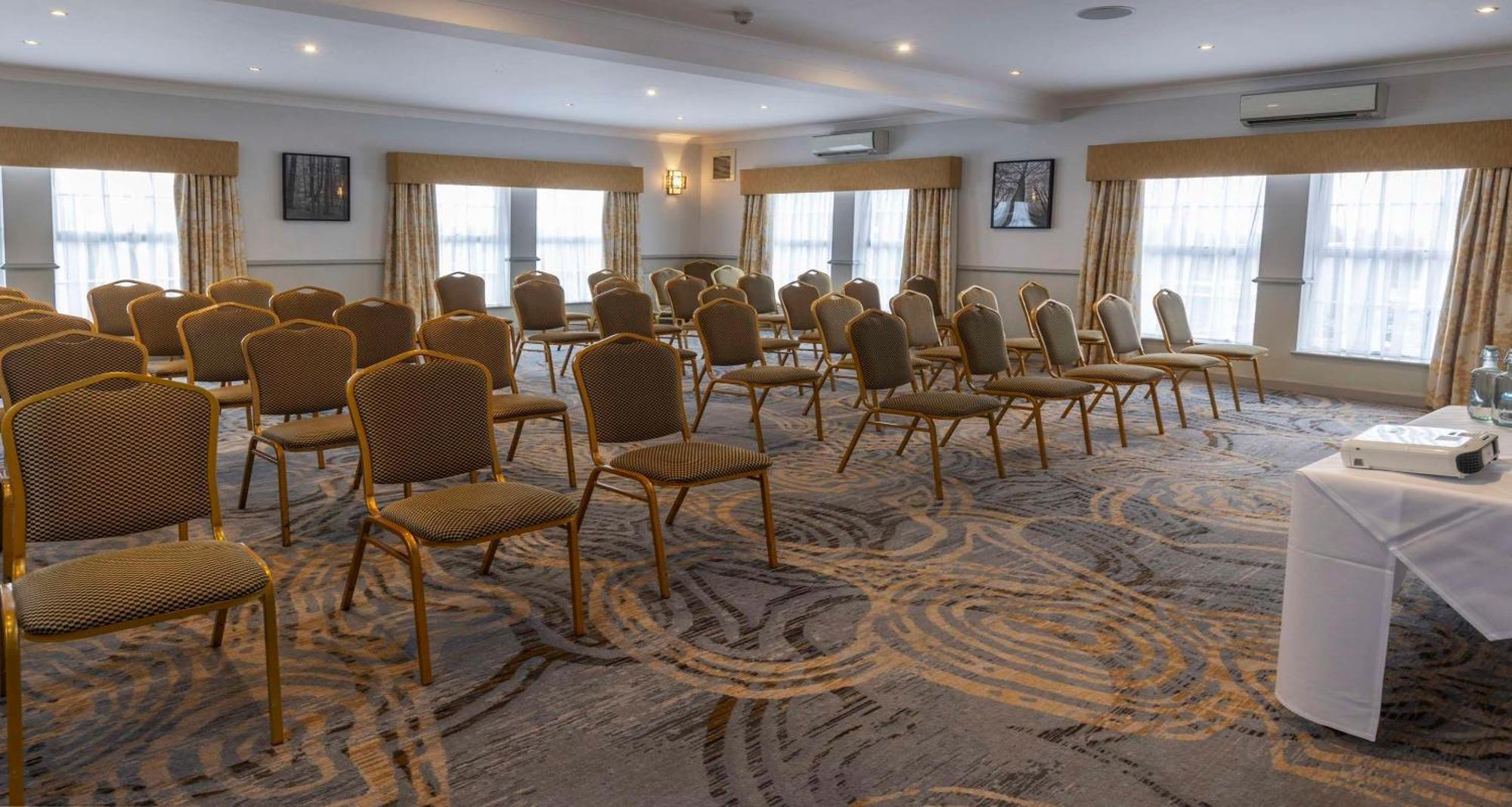 מלון דרבי Crowne Plaza East Midlands Airport By Ihg מראה חיצוני תמונה